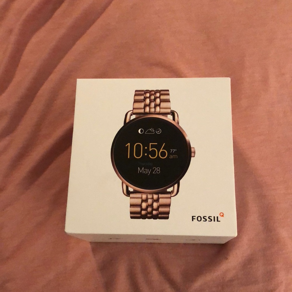 Fossil Q Wander
